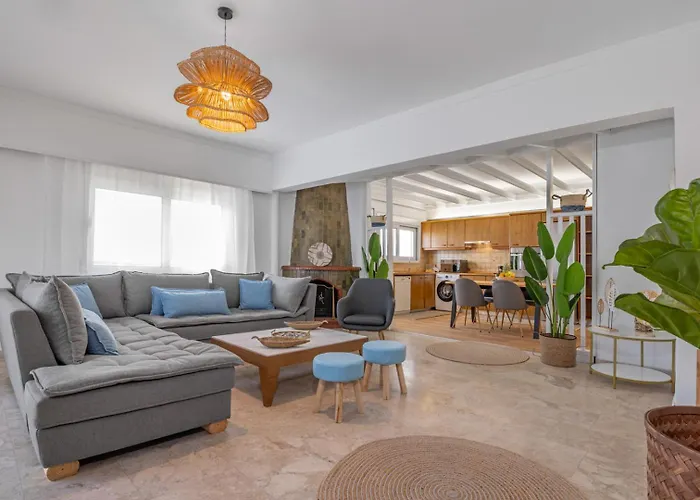 Sebastian's Amazing Rhodes Town *