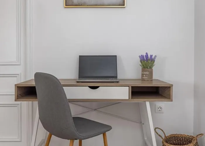 Sebastian's Amazing Rhodes Town *