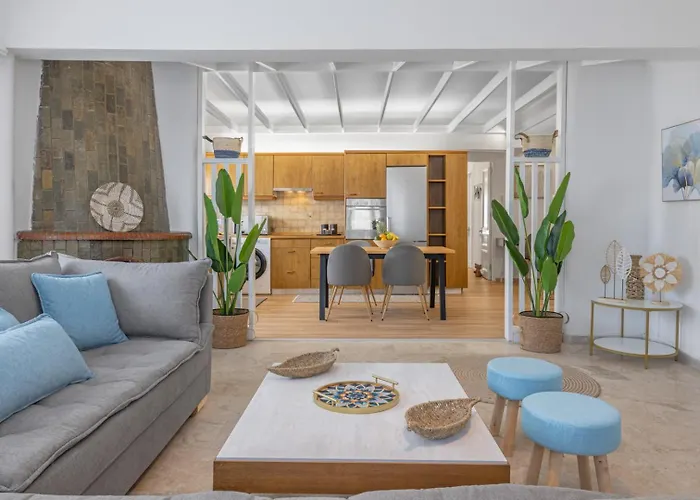 شقة Sebastian's Amazing Rhodes Town Rhodes City